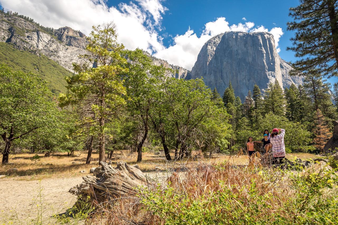 Rush Creek Lodge at Yosemite Groveland Buitenkant foto